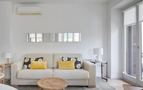 San Sebastian Centro Apartment | Easo Suite 2B by FeelFree Rentals