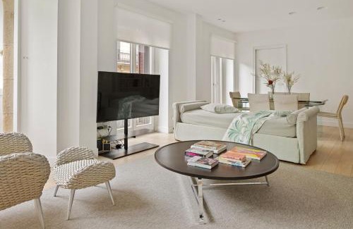 San Sebastian Centro Apartment | Easo Suite 7 by FeelFree Rentals