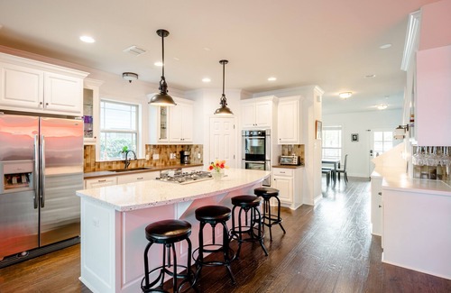 Holly House | East ATX Luxury Home + Saltwater Pool + Near Downtown + on Lady Bird Lake Trail