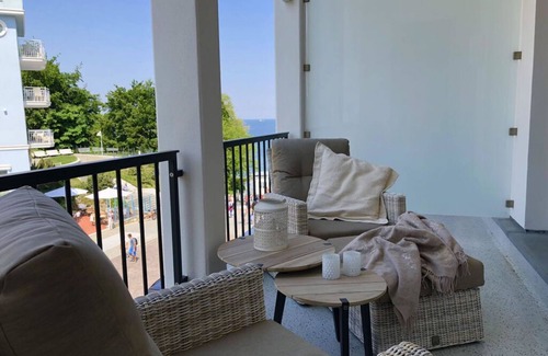 Sellin House | East Cloud Comfortable holiday residence