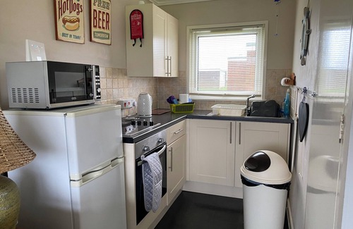 Great Yarmouth Ski Chalet | East Coast Chalets 300 Dog friendly Field views @ California Sands