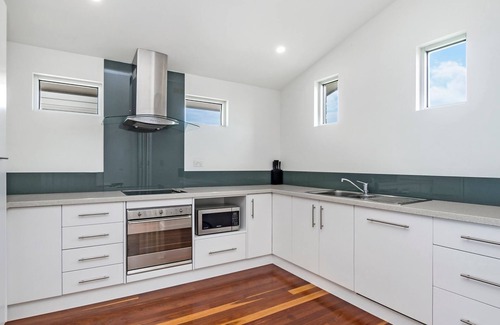 Port Fairy House | East frontage family home for you to enjoy!