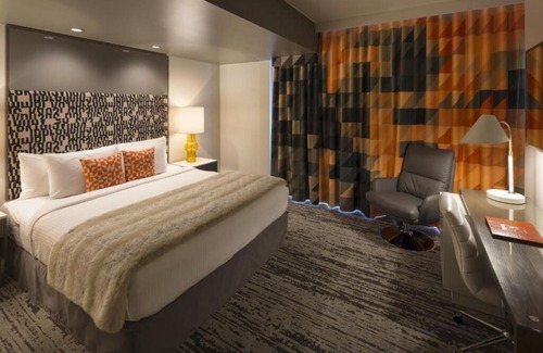 Lloyd District Hotel | Eastlund 2 x 1 King in Portland