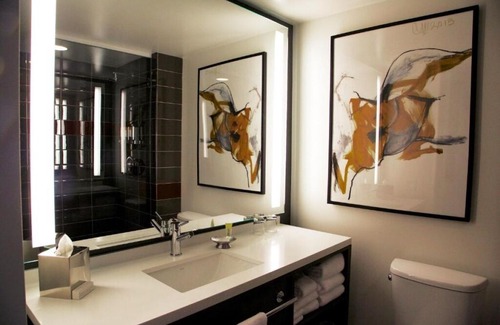 Lloyd District Hotel | Eastlund 3 x 1 King in Portland