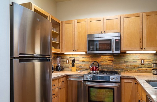 Historic Eastside Condo | Eastside Enchantment | View, Patio, Fireplace