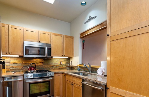 Historic Eastside Condo | Eastside Enchantment | View, Patio, Fireplace