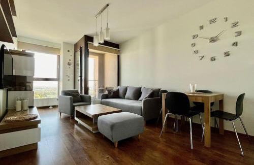 Lublin Apartment | EASY RENT- Metropolitan 2 Free Parking, Hala Globus, 24h Check-in, Zana