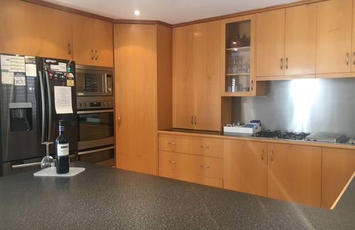 Hove House | Easy stay Beachside Hove Executive spacious duplex home . Outside heated spa