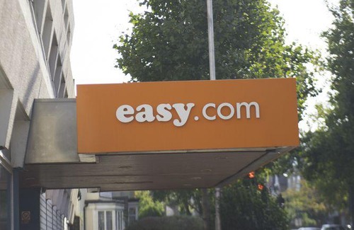 Fairfield Hotel | EasyHotel Croydon