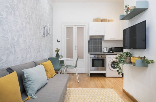 Guastalla Apartment | Easylife - Beautiful two-room apartment in Porta Romana