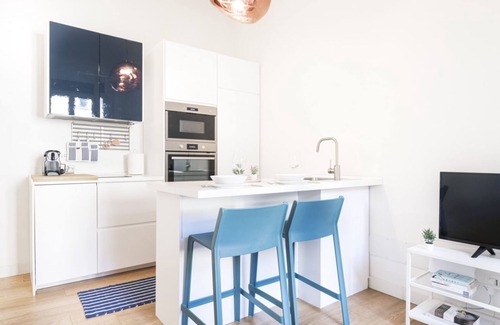 Zona Farini Apartment | Easylife-Bright apartment in the GaribaldiFS area