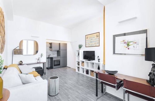 Porta Nuova Apartment | Easylife - Modern and bright studio in Repubblica