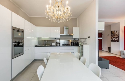 Dergano Apartment | Easylife - Spacious three-room apartment in the Maciachini area