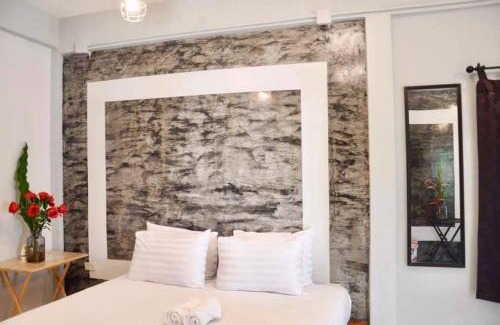 Phuket Hotel | Eat n Sleep