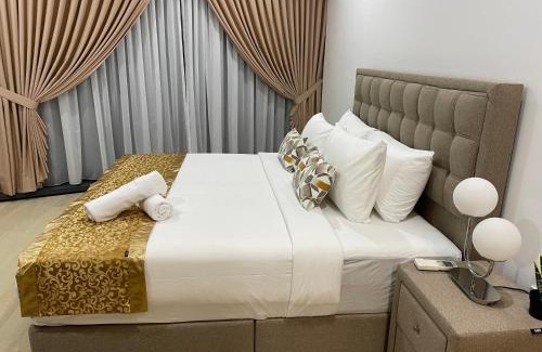 Golden Triangle Apartment | Eaton Residences KLCC by Luna