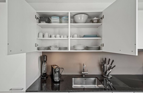 Kreuzlingen Apartment | Ebenerdiges- Bodensee- Apartment mit Terrasse und Kleinem Garten