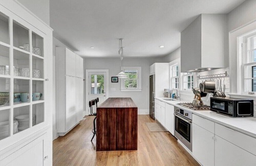 Wilmington Historic District House | Ebert-Artis Cottage - Heart of Downtown