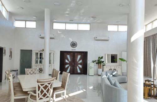 Dibba House | Ebreez lounge