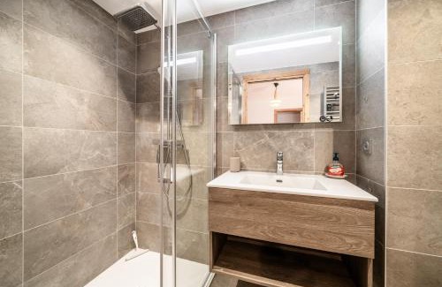 Morzine Apartment | Echo du Pleney B202 : T3 cabine neuf à 100m des remontées