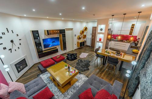 Volos Apartment | Eclectic 2BR apartment