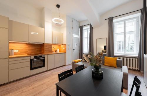 Josefov Apartment | Eclectic and design duplex in Prague