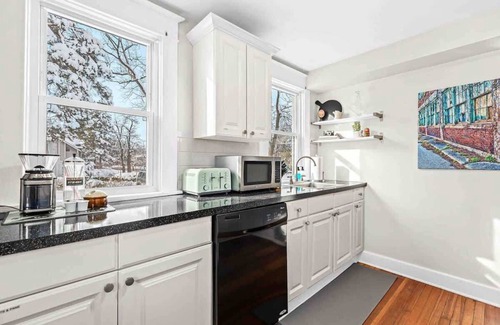 Royal Oak House | Eclectic Bungalow in the Heart of Royal Oak