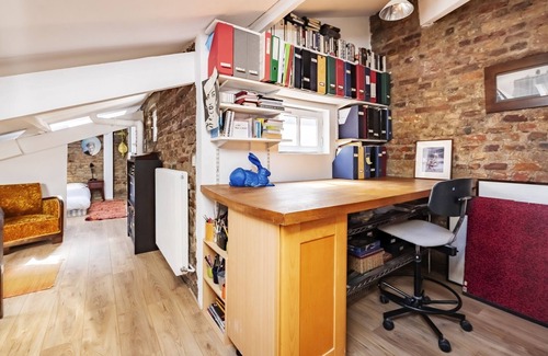 Amerique Apartment | Eclectic Delights, by Veeve