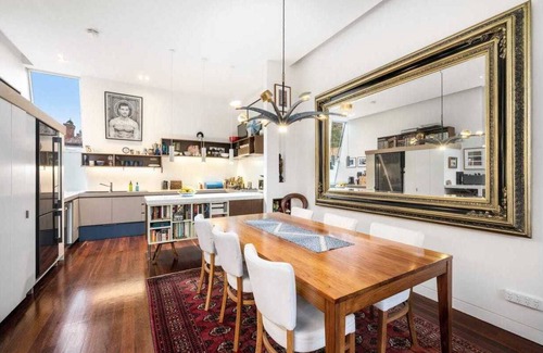 Fitzroy House | Eclectic luxury living in Melbourne's hip inner north (long term stays welcome)