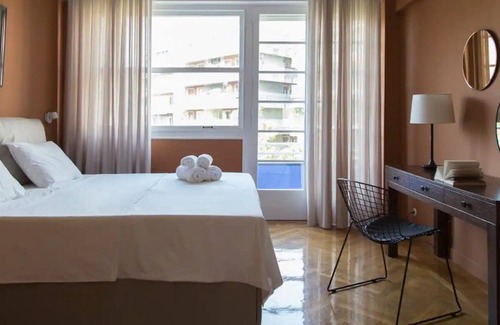 Exarhia Apartment | Eclectic Renovated Residence Close To Downtown