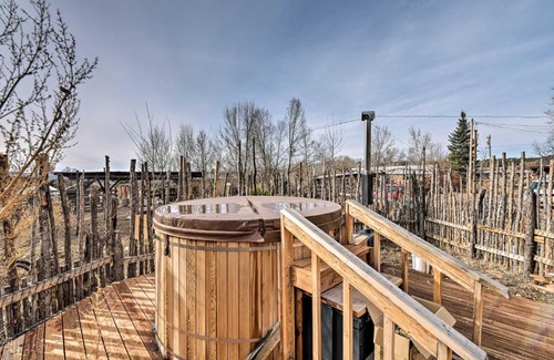 San Cristobal Apartment | Eco Cabin w/ Hot Tub Access - 16 Mi to Taos!
