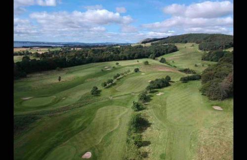 Leven House | Eco-Lodge with sea view Charleton Estate