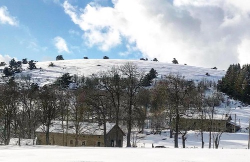 Saint-Antheme Other | Eco Yourte Les Airelles d'Isabelle