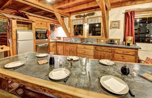 Saint-Martin-de-Queyrieres House | Ecological house 5 minutes from Briancon, 15 people, 2 ears, comfort, SPA