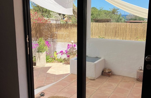 Sant Francesc Xavier House | Ecological house 3 min. walk from the sea.