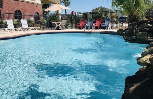 Beaumont Hotel | Econo Lodge Inn & Suites Beaumont