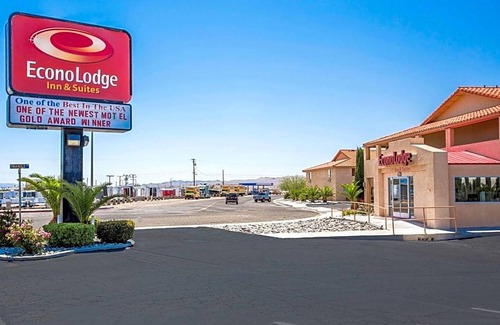 Ridgecrest Hotel | Econo Lodge Inn & Suites near China Lake Naval Station