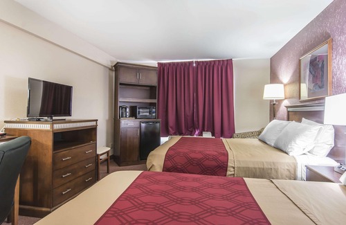 Orillia Hotel | Econo Lodge Orillia