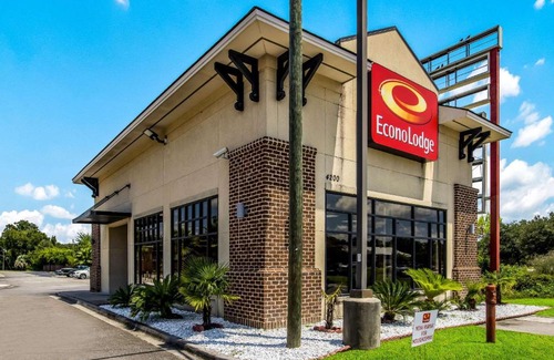 Garden City Cabin | Econo Lodge