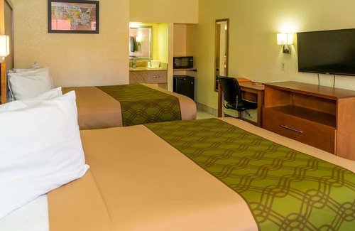Weldon Hotel | Econo Lodge Weldon - Roanoke Rapids