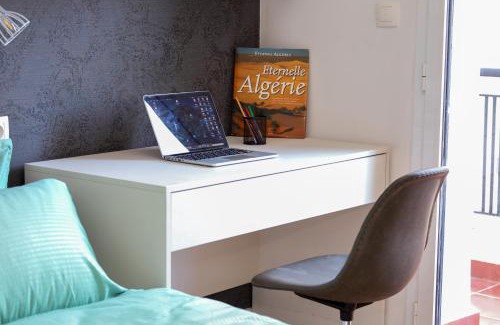 Sidi M'Hamed Apartment | Ecrin d'élégance au coeur d'Alger
