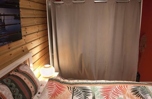 Sainte-Suzanne House | Ecrin de Daisy, joli bungalow avec piscine