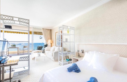 Juan-les-Pins Apartment | Eden Beach