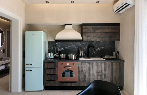 Naxos Hotel | Eden Beachfront Residences & Suites