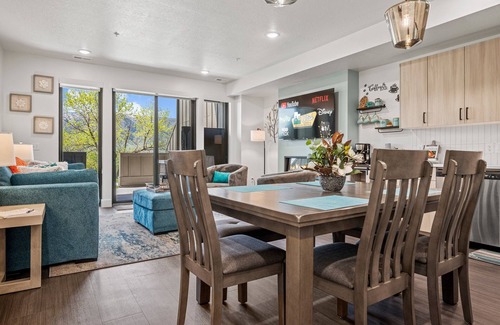 Wolf Creek Condo | Eden Escape at the Pointe Pt103 | Golf | Hot Tub