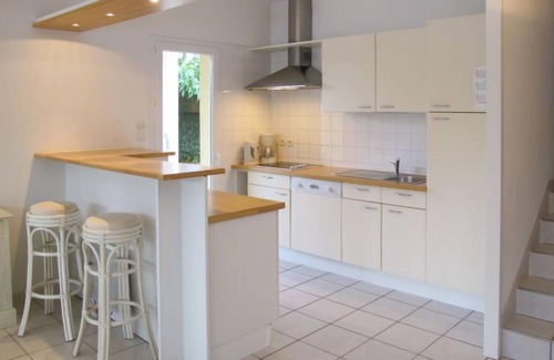 Lacanau-Ocean House | Eden Parc Golf de l'Ardilouse V6I by Interhome