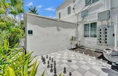 Barrier Island Apartment | EDEN: Penthouse 2/2 with ocean view!