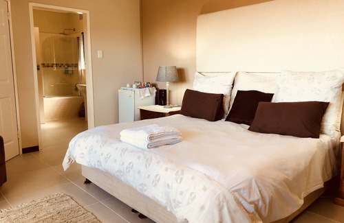 La Mercy House | Eden Rose Manor