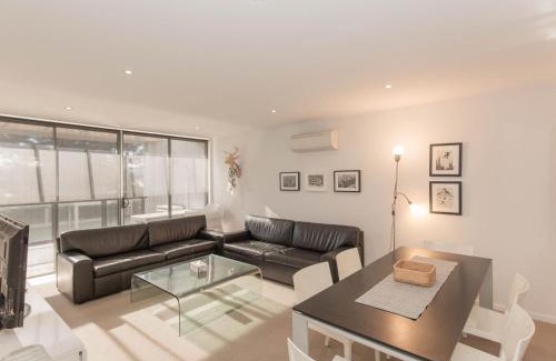 Jindabyne House | Edge 6 16 Clyde Street