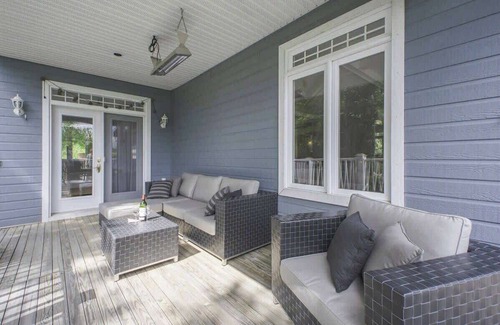 Austin Ski Chalet | Edge of Peasley Lake - Monthly - Apogée