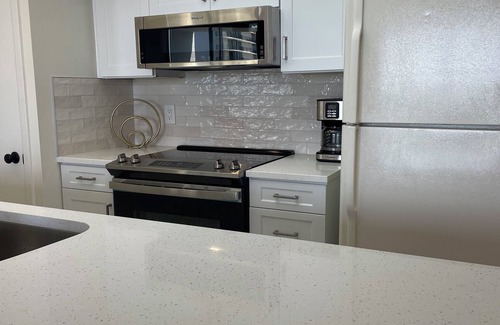 Panama City Beach Hotel | Edgewater Beach Resort Water front 2/2 . Low floor . Great view. Super Clean!